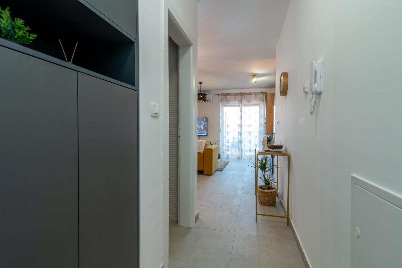 Kamarin Apartment トロギール エクステリア 写真